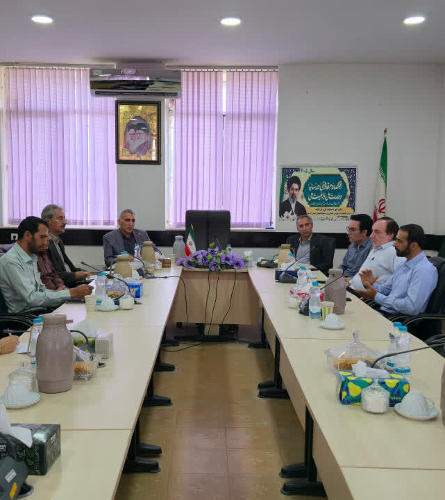 نشست تخصصی انتقال تجربیات کشت مکانیزه بادام‌زمینی در مغان برگزار شد