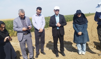 یازدهمین کاروان ترویج بهره‌وری الگوی کشت ملی در پارس‌آباد مغان به راه افتاد